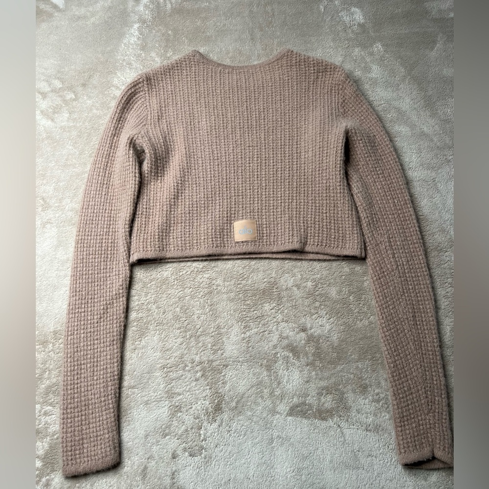 ALO Yoga cashmere Waffle-Knit Cropped Top - Mauve Taupe